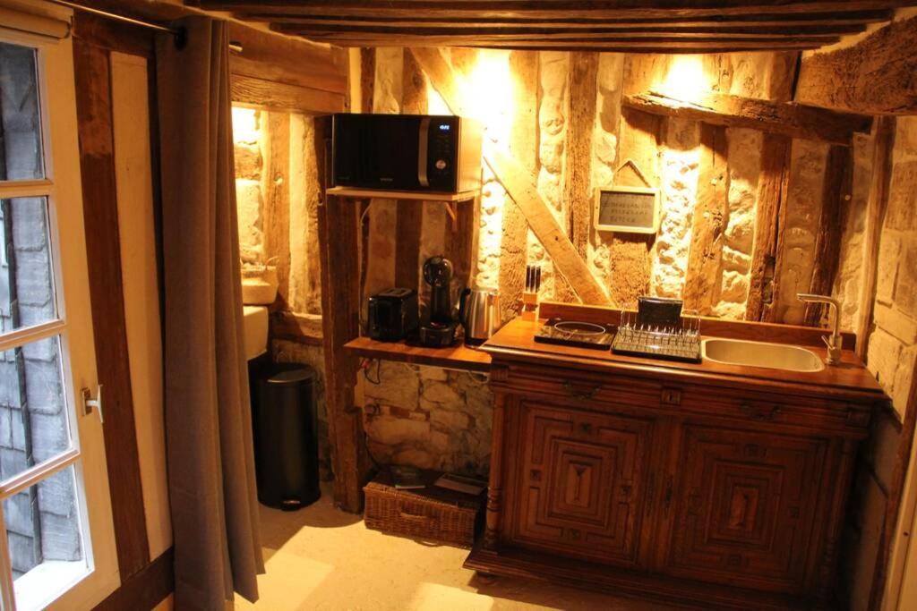 Cosy Studio Place Sainte Catherine Honfleur Eksteriør billede