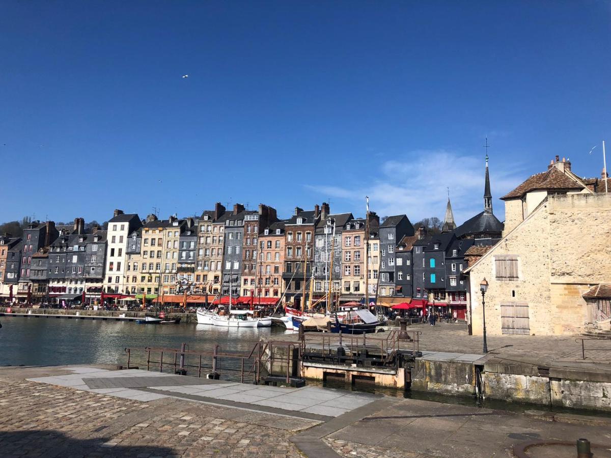 Cosy Studio Place Sainte Catherine Honfleur Eksteriør billede